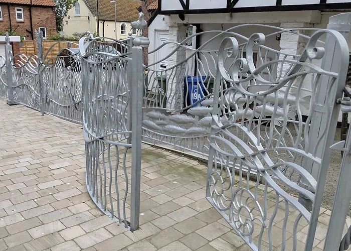 בית הארחה Silver Street 3*