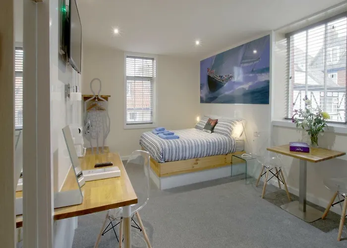 Silver Street 3* Whitby